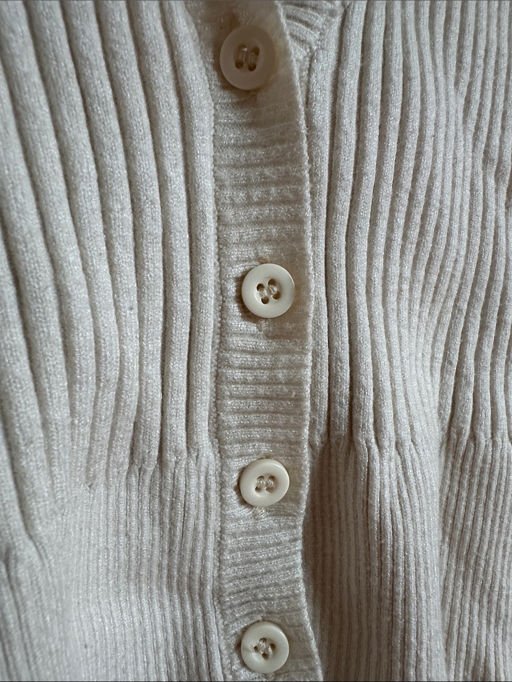 Cropped Cream Ribbed Knit Tank - Picture 4 of 4